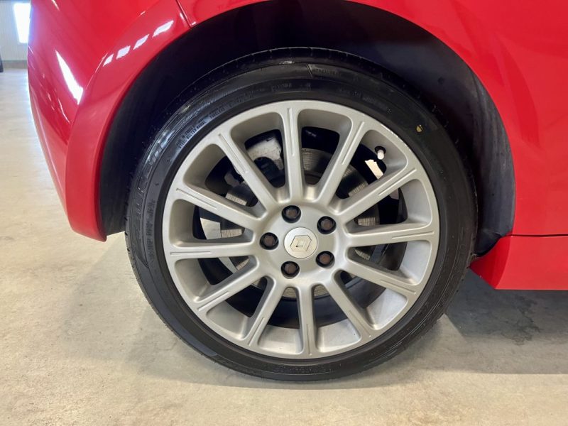 RENAULT SPORT Clio III RS 2.0 16V 200ch BVM6 3 Portes