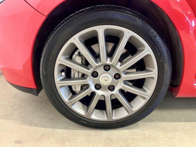 RENAULT SPORT Clio III RS 2.0 16V 200ch BVM6 3 Portes