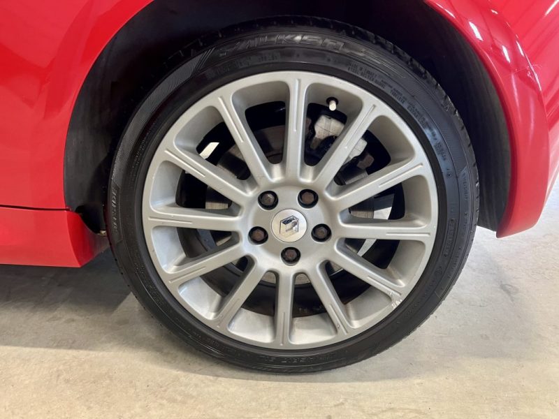 RENAULT SPORT Clio III RS 2.0 16V 200ch BVM6 3 Portes