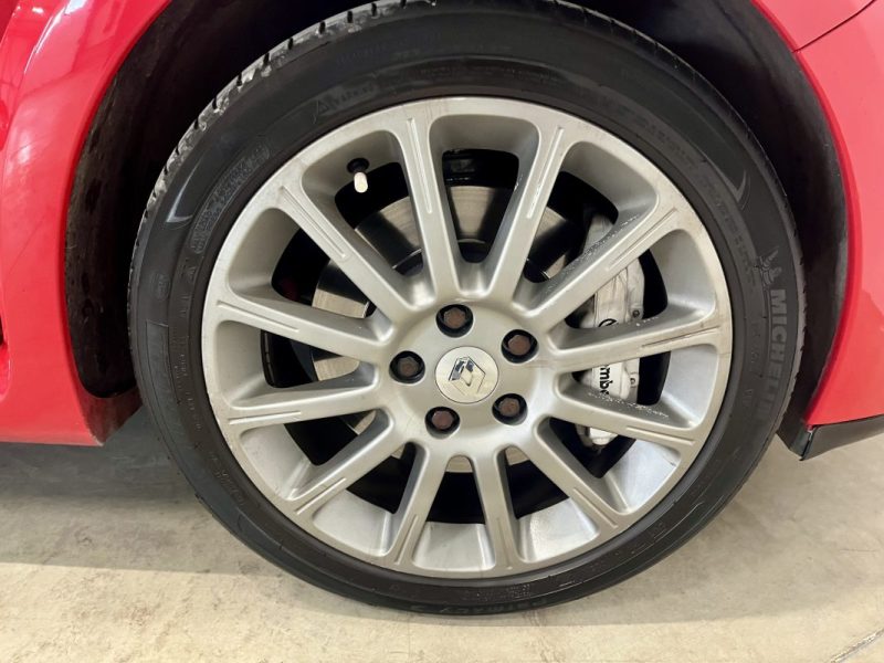 RENAULT SPORT Clio III RS 2.0 16V 200ch BVM6 3 Portes