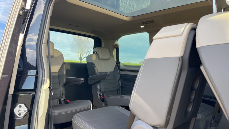 VOLKSWAGEN MULTIVAN 1.4 EHYBRID 218CH LIFE COURT DSG6 2023