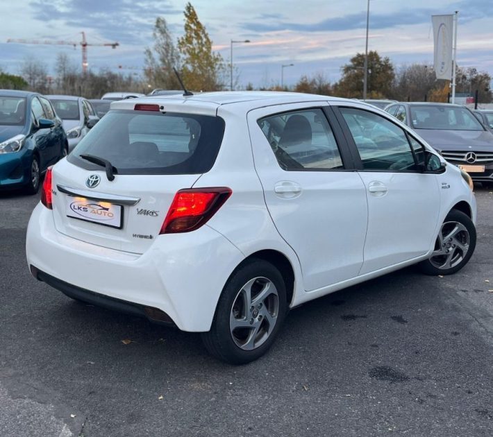TOYOTA YARIS III 1.5 HYBRID 100H DESIGN