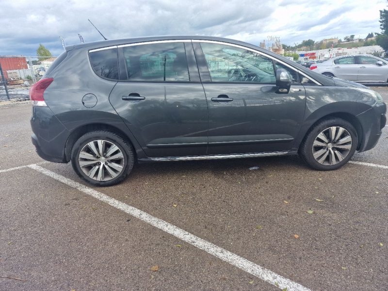 PEUGEOT 3008 1.6 BLUEHDI 120CH ALLURE S&S EAT6 2015