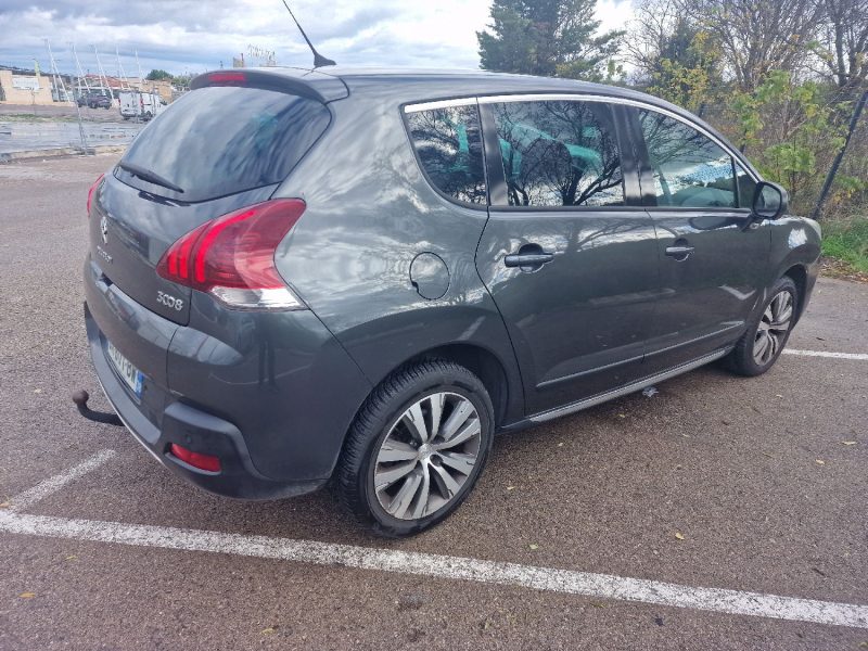 PEUGEOT 3008 1.6 BLUEHDI 120CH ALLURE S&S EAT6 2015