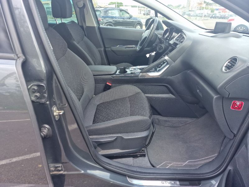 PEUGEOT 3008 1.6 BLUEHDI 120CH ALLURE S&S EAT6 2015