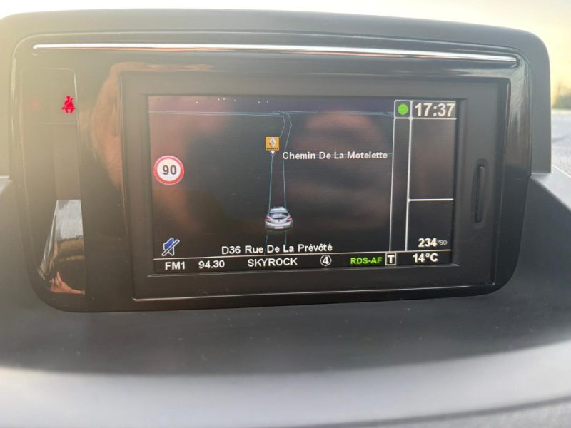 Renault Mégane 3 Coupé Bose 130ch -🔊Son Bose -🌡️ Clim auto - ✅ Reprise possible -✅ Garantie 6 mois