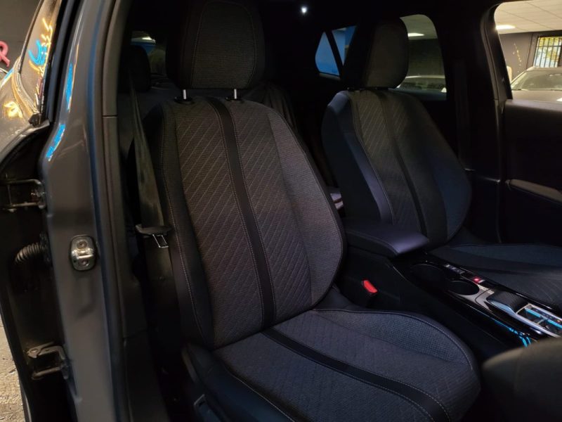 PEUGEOT 2008 1.2 HYBRID 136 ALLURE PACK 