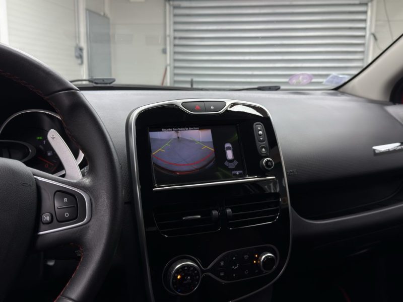 Renault Clio 1.6 T 200 - RS 