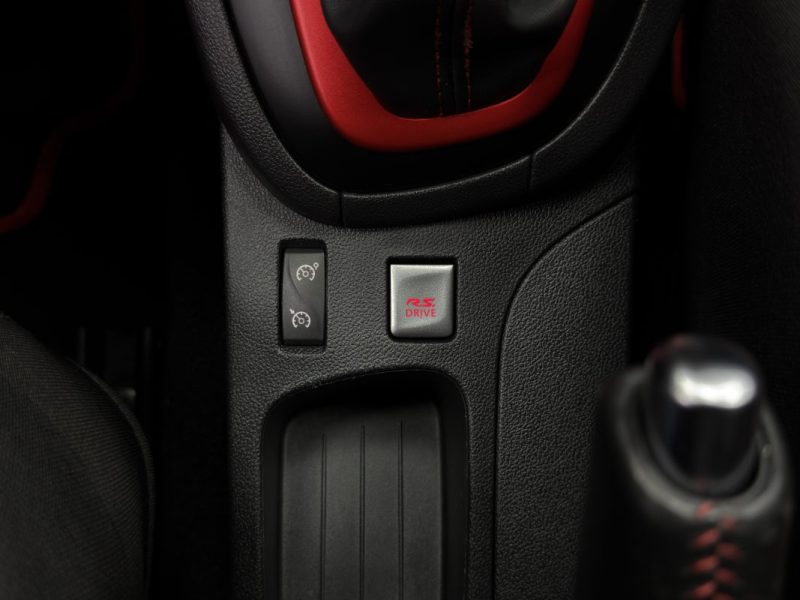 Renault Clio 1.6 T 200 - RS 