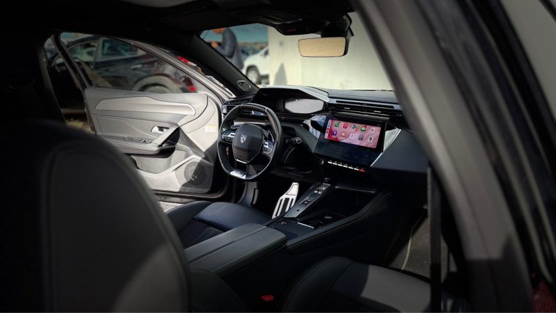 PEUGEOT 308 GT FULL OPTIONS 1.2 130CH S&S ALLURE EAT8 !!!!!! ENTRETIEN A JOUR PEUGEOT 