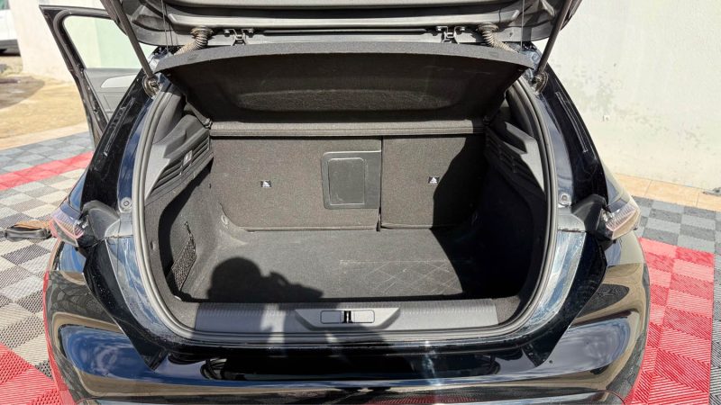 PEUGEOT 308 GT FULL OPTIONS 1.2 130CH S&S ALLURE EAT8 !!!!!! ENTRETIEN A JOUR PEUGEOT 