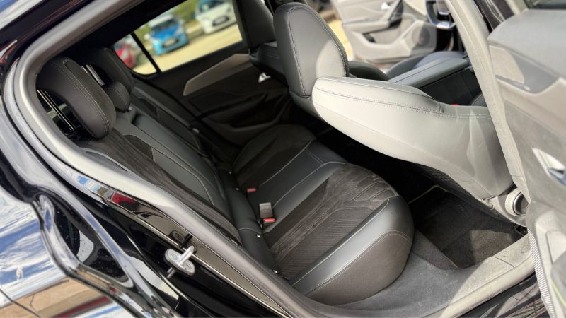 PEUGEOT 308 GT FULL OPTIONS 1.2 130CH S&S ALLURE EAT8 !!!!!! ENTRETIEN A JOUR PEUGEOT 