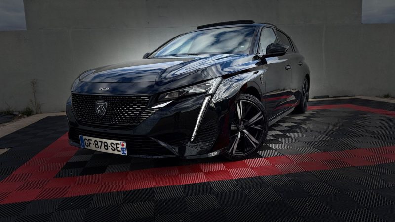 PEUGEOT 308 GT FULL OPTIONS 1.2 130CH S&S ALLURE EAT8 !!!!!! ENTRETIEN A JOUR PEUGEOT 