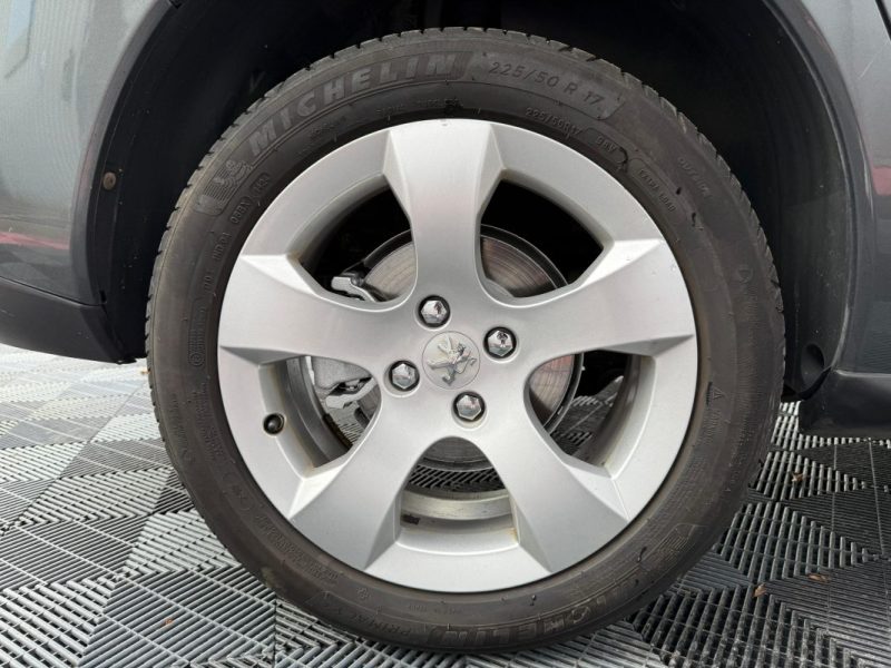 PEUGEOT 3008 1.6 HDI112 FAP CONFORT PACK 2011