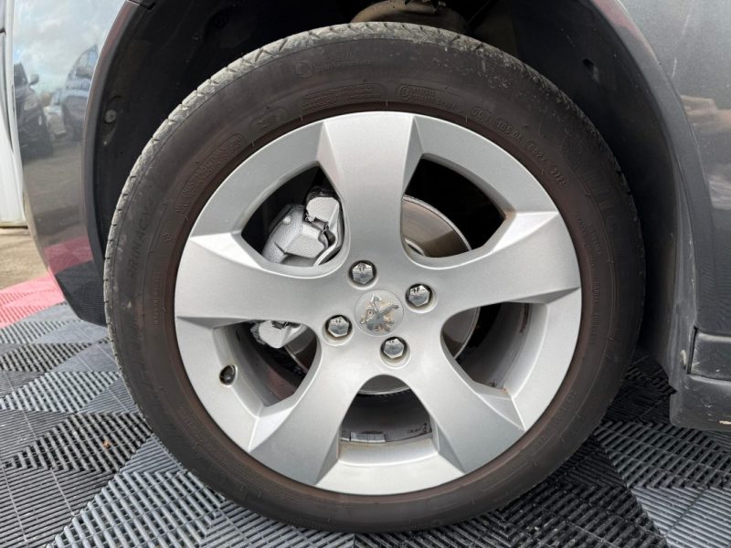 PEUGEOT 3008 1.6 HDI112 FAP CONFORT PACK 2011