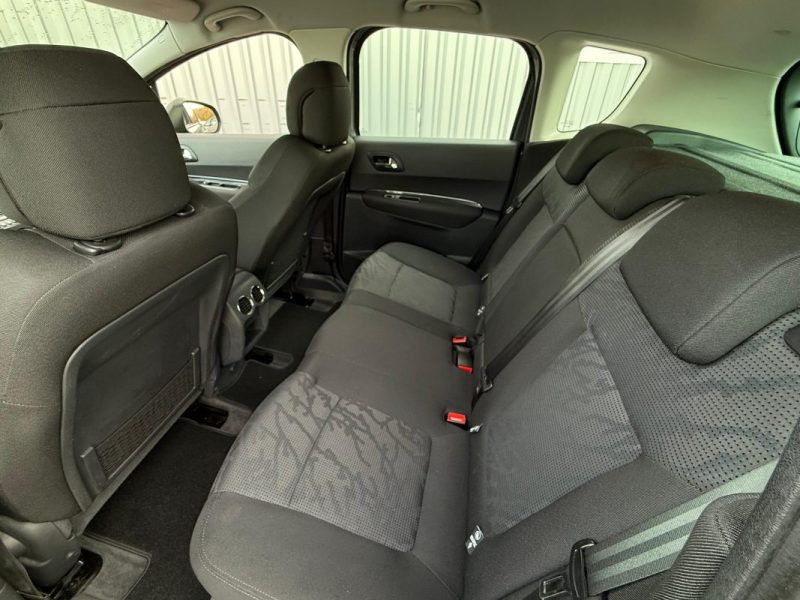 PEUGEOT 3008 1.6 HDI112 FAP CONFORT PACK 2011