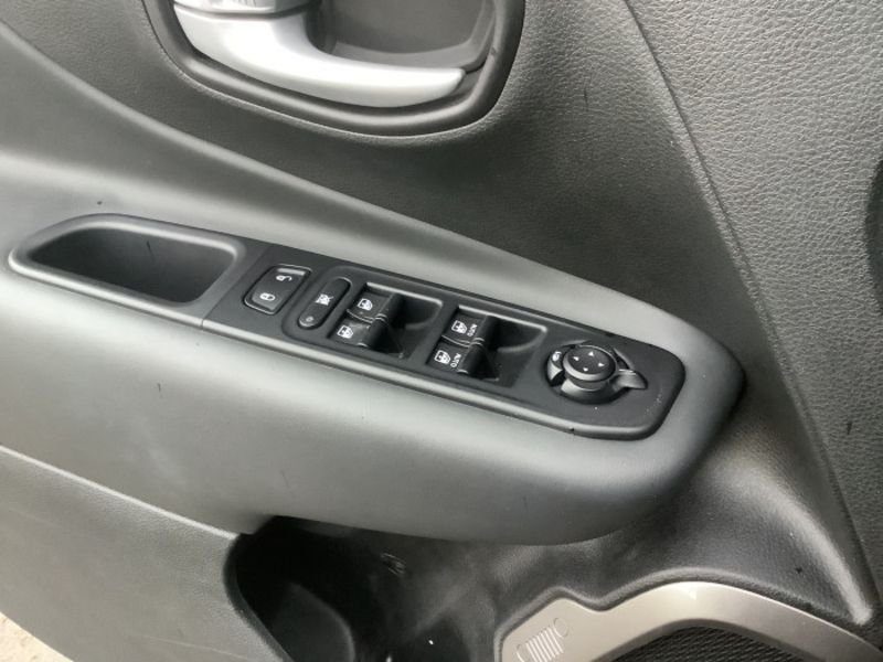 Jeep Renegade 1.5 Turbo T4 130 ch BVR7 e-Hybrid Altitude