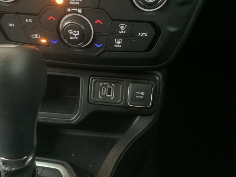 Jeep Renegade 1.5 Turbo T4 130 ch BVR7 e-Hybrid Altitude