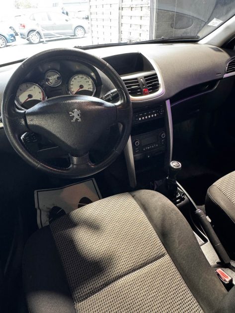 Peugeot 207 1.6 HDI – Révisée, Garantie incluse – Embrayage, Distribution, Vidange Neufs