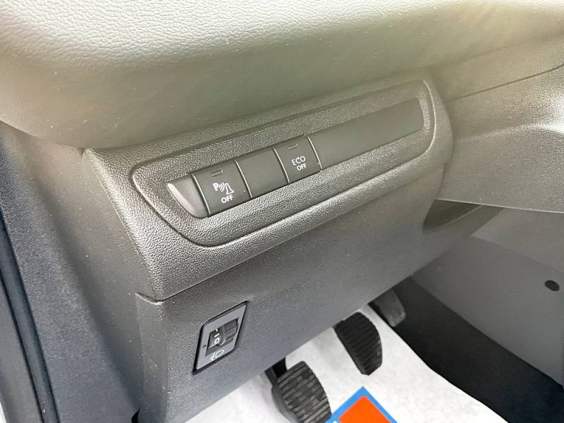 PEUGEOT 208 1,5 BLUE-HDI 100 CV ACTIVE BUSINESS *CAMÉRA DE RECUL*