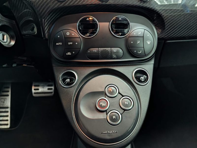 ABARTH  500  CABRIO 1.4 TURBO T-JET 165 CH 695 XSR YAMAHA