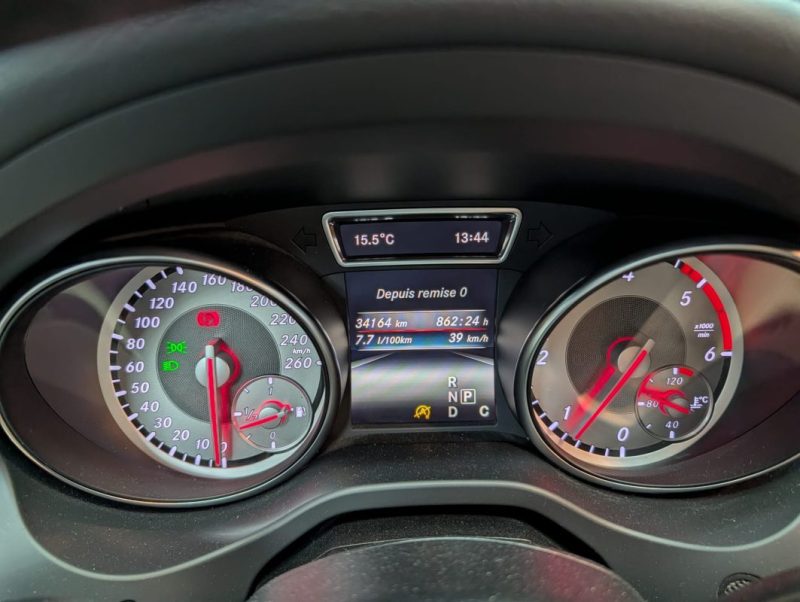 MERCEDES GLA 220D 177 CH ELEGANCE 7G-DCT 