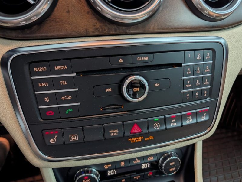 MERCEDES GLA 220D 177 CH ELEGANCE 7G-DCT 