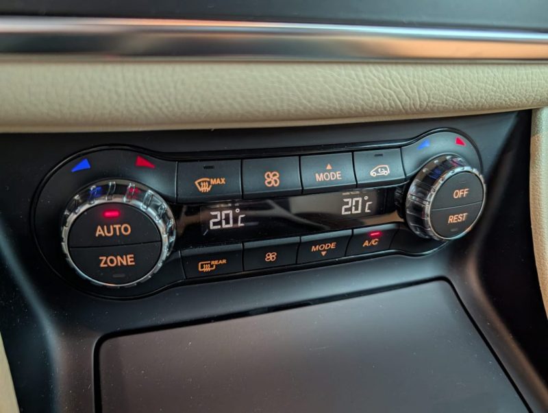 MERCEDES GLA 220D 177 CH ELEGANCE 7G-DCT 