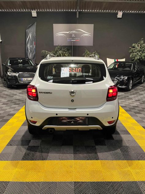  DACIA SANDERO STEPWAY PRESTIGE  (BOÎTIER BIOÉTHANOL E85, CAMÉRA DE RECUL, ÉCRAN MULTIMÉDIA) 