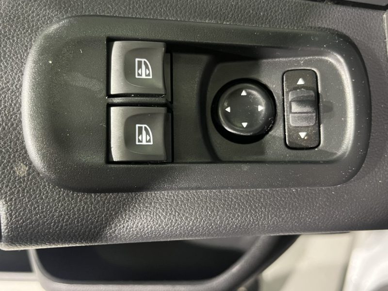 RENAULT MASTER 3 L1H1 2.3 DCI 150CH BVA / ENTRETIEN COMPLET RENAULT 