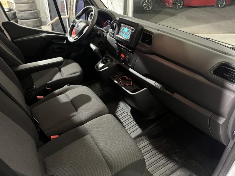 RENAULT MASTER 3 L1H1 2.3 DCI 150CH BVA / ENTRETIEN COMPLET RENAULT 