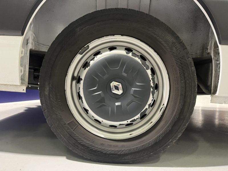 RENAULT MASTER 3 L1H1 2.3 DCI 150CH BVA / ENTRETIEN COMPLET RENAULT 