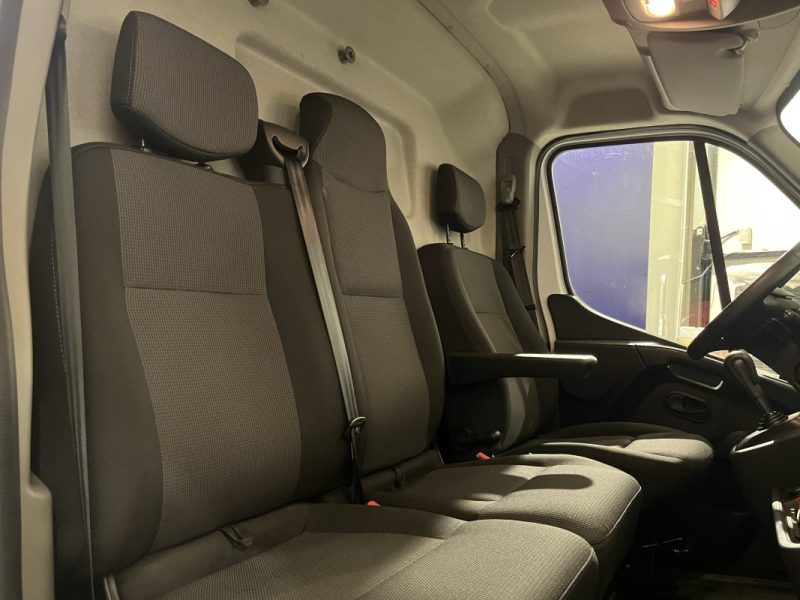 RENAULT MASTER 3 L1H1 2.3 DCI 150CH BVA / ENTRETIEN COMPLET RENAULT 