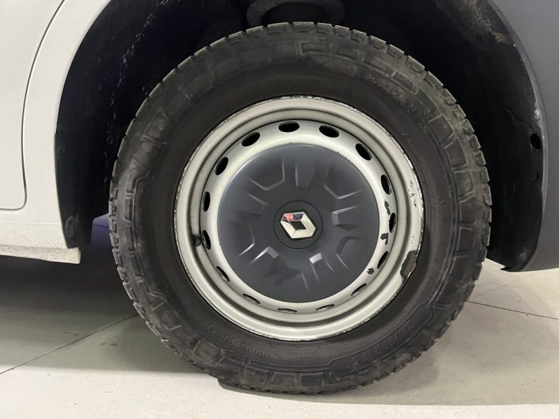 RENAULT MASTER 3 L1H1 2.3 DCI 150CH BVA / ENTRETIEN COMPLET RENAULT 