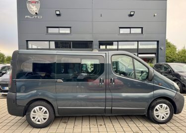 OPEL VIVARO PASSENGER 9 PLACES 2.5 DTI 135CV  2004