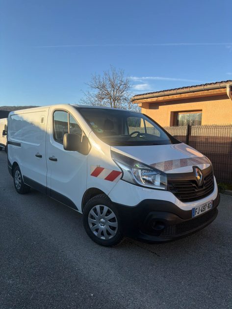 RENAULT TRAFIC GRAND CONFORT L1H1 DCI 120CV GARANTIE 6 MOIS 2019
