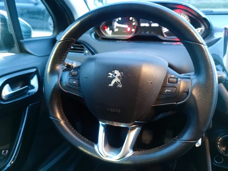 PEUGEOT 208 Urban Soul 1.6 BlueHDi 75ch BVM5