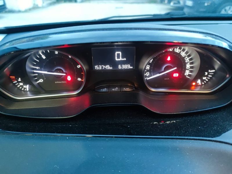 PEUGEOT 208 Urban Soul 1.6 BlueHDi 75ch BVM5