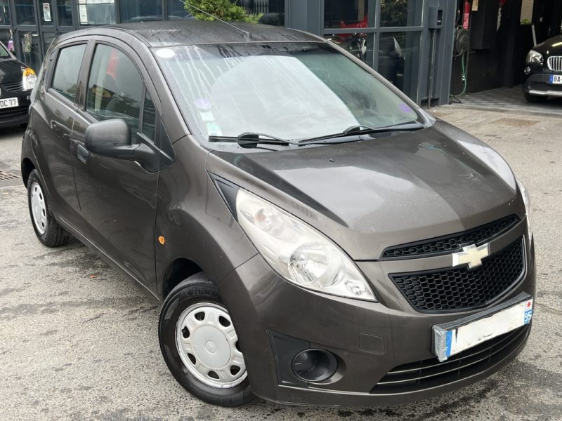 CHEVROLET SPARK 1.0 68 Cv 5 PORTES / CLIMATISATION BLUETOOTH CRIT AIR 1 - GARANTIE 1 AN