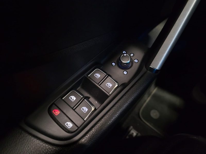 AUDI Q2 30 TFSI 116CH BUSINESS LINE S TRONIC 7 