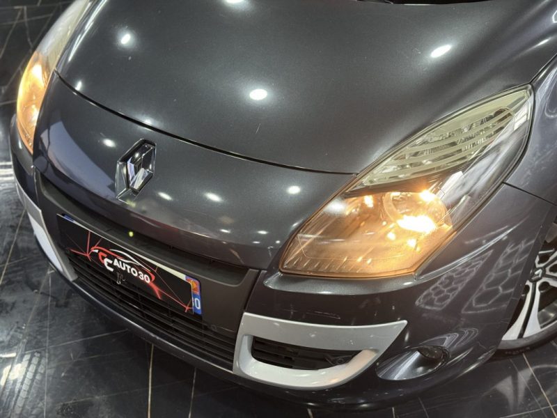 RENAULT SCENICIII 1.6 DCI 130CH ENERGY BOSE ECO² 2011