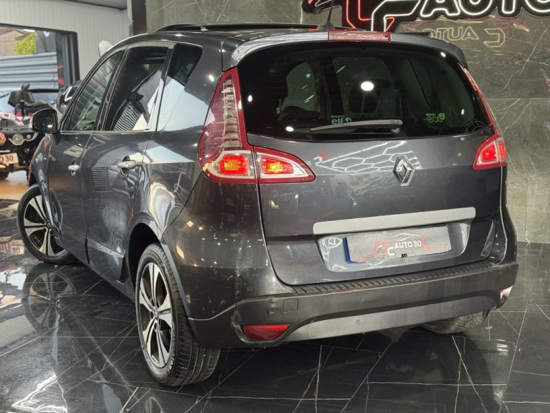 RENAULT SCENICIII 1.6 DCI 130CH ENERGY BOSE ECO² 2011