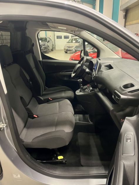 TOYOTA Proace City 1.5 D-4D 100ch BVM6 Style 1ere Main TVA RECUPERABLE 