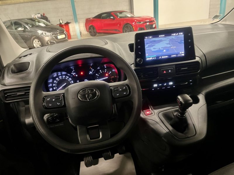 TOYOTA Proace City 1.5 D-4D 100ch BVM6 Style 1ere Main TVA RECUPERABLE 
