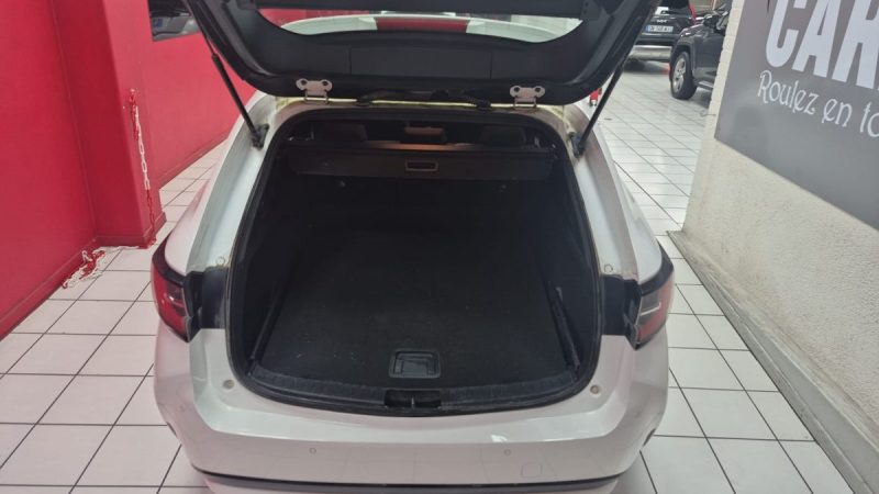 TOYOTA COROLLA TOURING SPORTS 122cv DYNAMIC BUSINESS/1 ERE MAIN/TVA RECUPERABLE