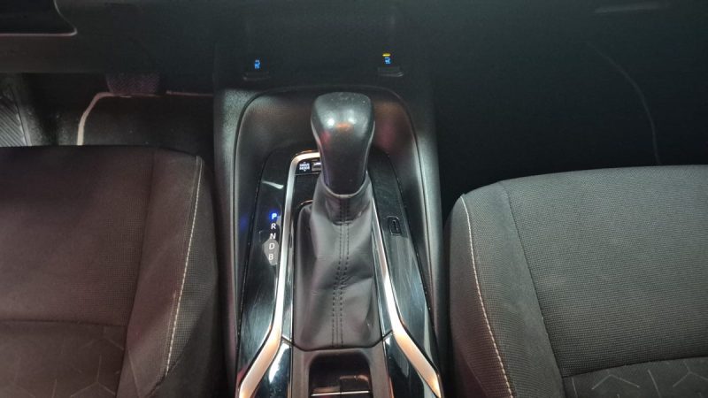 TOYOTA COROLLA TOURING SPORTS 122cv DYNAMIC BUSINESS/1 ERE MAIN/TVA RECUPERABLE