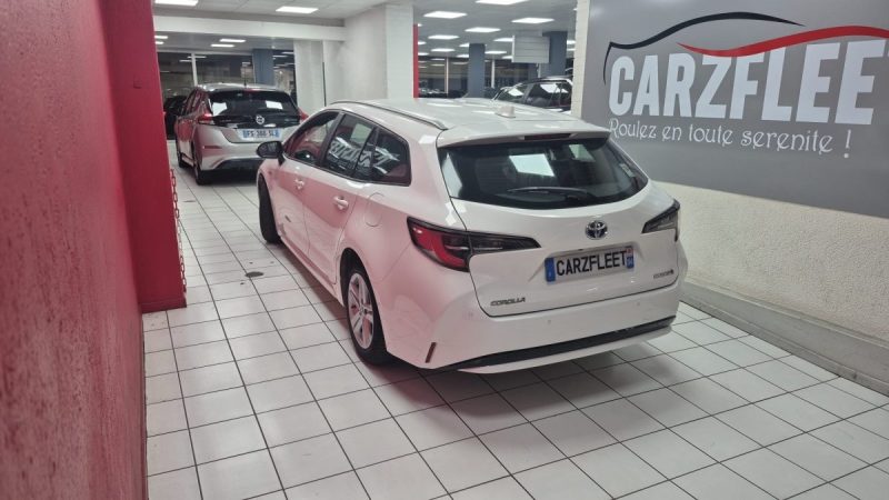TOYOTA COROLLA TOURING SPORTS 122cv DYNAMIC BUSINESS/1 ERE MAIN/TVA RECUPERABLE
