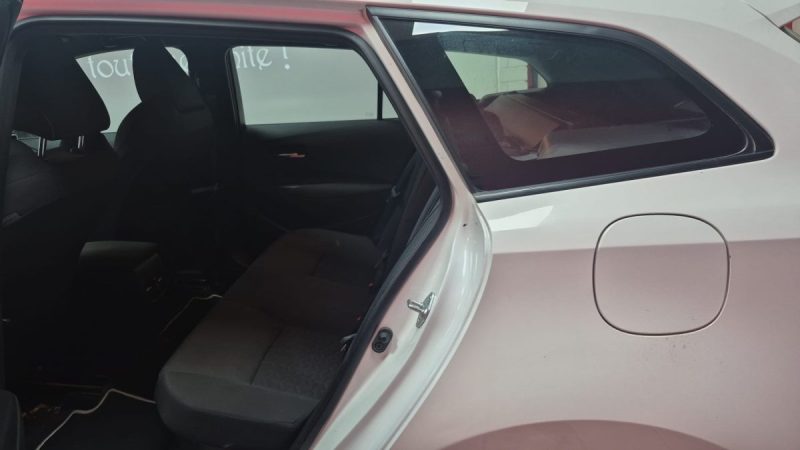 TOYOTA COROLLA TOURING SPORTS 122cv DYNAMIC BUSINESS/1 ERE MAIN/TVA RECUPERABLE