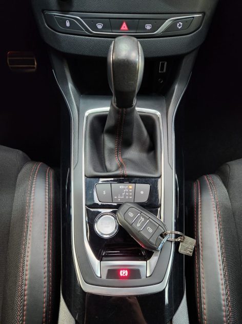 PEUGEOT 308 II 1.2 130CH GT LINE EAT6 5P*CAMERA*GPS*CUIR*