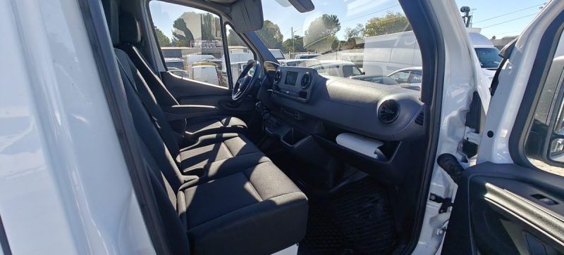 MERCEDES SPRINTER L2H2 215CDI   150CV TRACTION AVANT 215 CDI 39 3T0 PRO TRACTION 2022